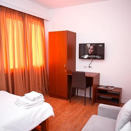 Hotel Sidi Tirana Buitenkant foto